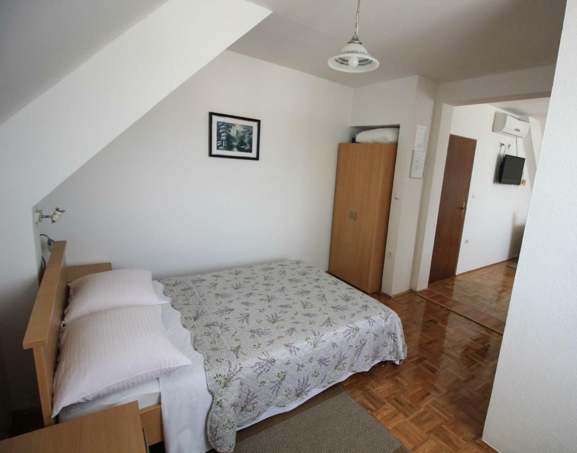 فندق House Milan Rastovača المظهر الخارجي الصورة