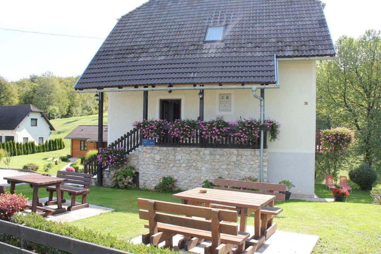 فندق House Milan Rastovača المظهر الخارجي الصورة