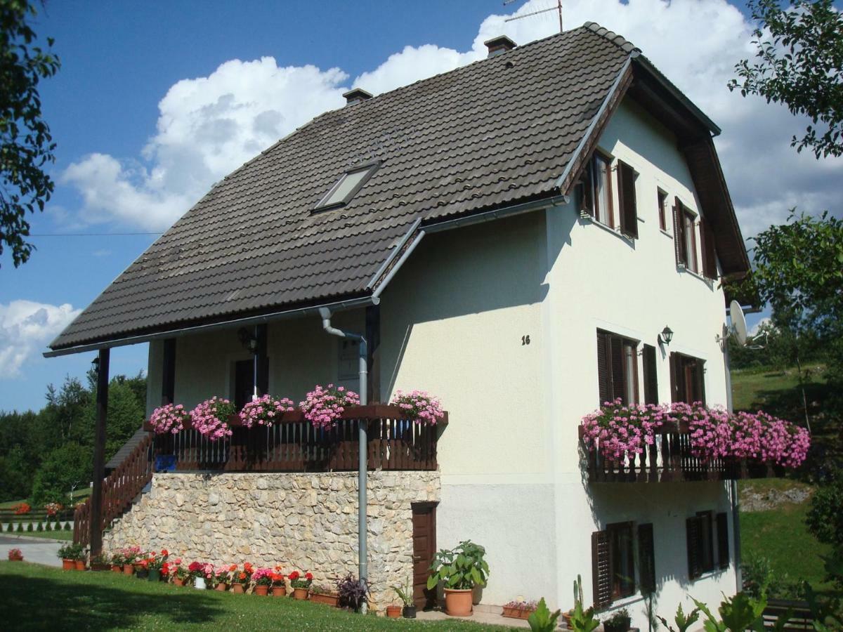 فندق House Milan Rastovača المظهر الخارجي الصورة