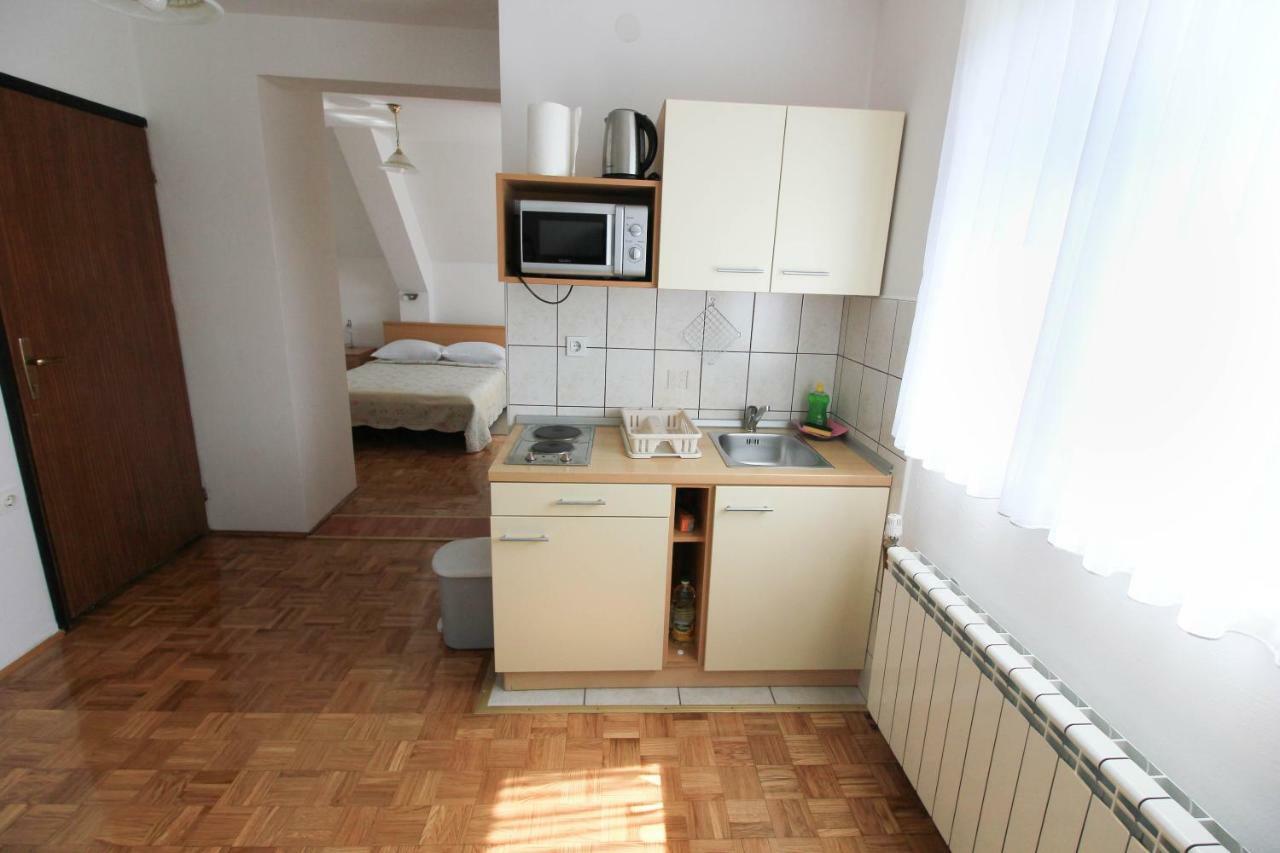 فندق House Milan Rastovača المظهر الخارجي الصورة